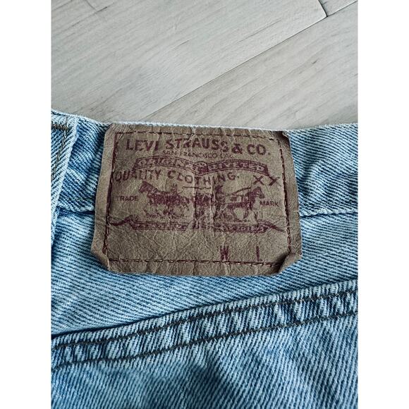 Vintage 90s Levi's 539 Light Wash Distressed Size 31 x 32 Waist 30" High Rise - Picture 10 of 15
